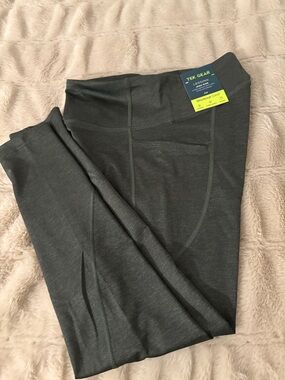 tek gear Charcoal High-Rise Pocket Leggings